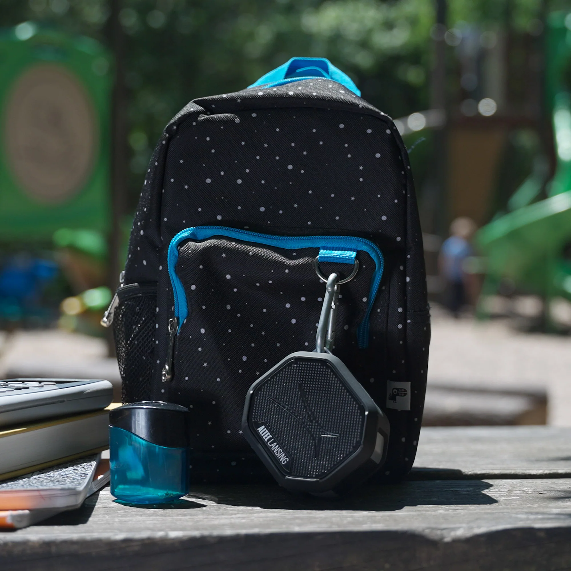 Altec Lansing HydraTrek Rugged EVERYTHINGPROOF® Portable Bluetooth Speaker - Image 8
